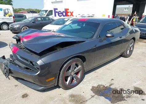 2013 Dodge Challenger Rallye Redline z USA, uszkodzony, nr VIN 2C3CDYAG1DH652286
